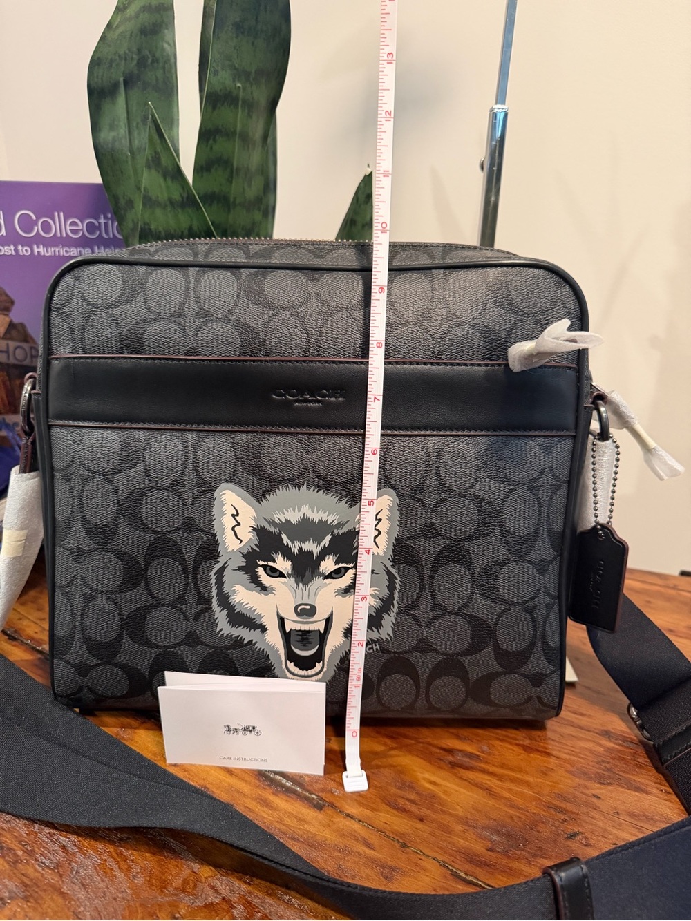 Coach Charles Camera Bag In Signature Canvas With Wolf Motif F31337 NWT - Picture 15 of 16